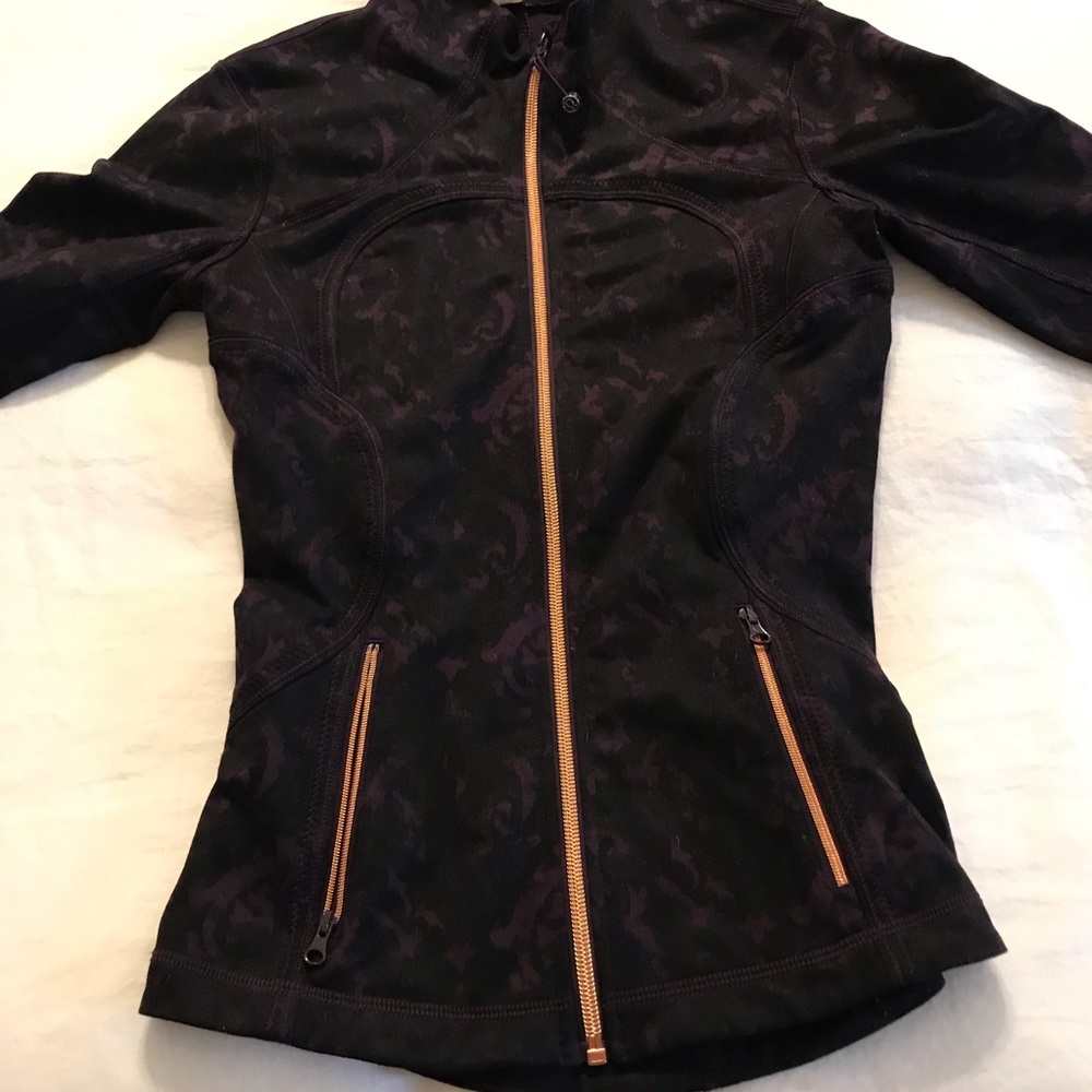 Lululemon Jacket - Picture 3 of 6